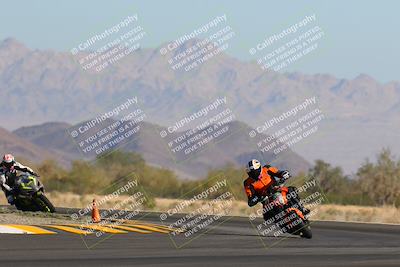 media/Nov-06-2022-SoCal Trackdays (Sun) [[208d2ccc26]]/Turn 14 (930am)/